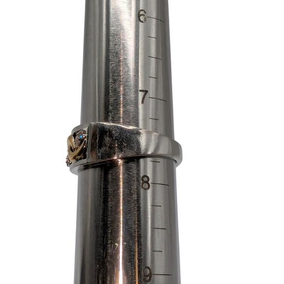 925 Sterling Two Tone Wavy CZ Ring Size 7.5 - Picture 4 of 5